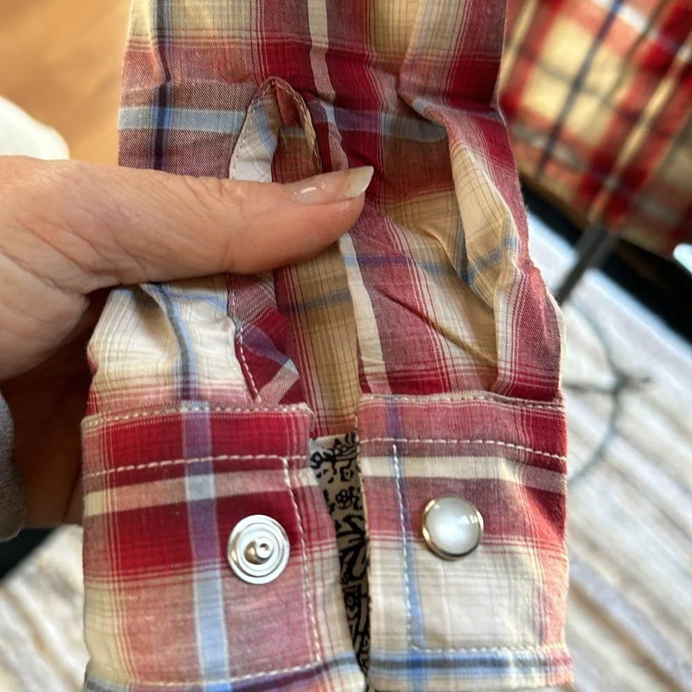 This Roper Vintage Dobby Plaid Western - Picture 4 of 7